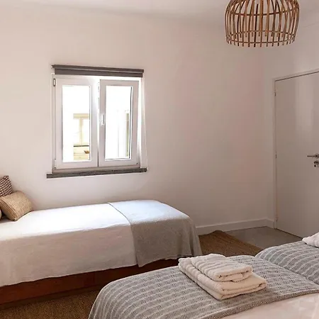 Apartament Casa Alfazemas Cadaval